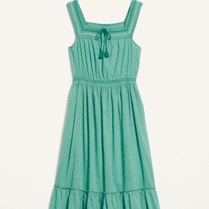 Old Navy sleeveless embroidered clip-dot maxi dress